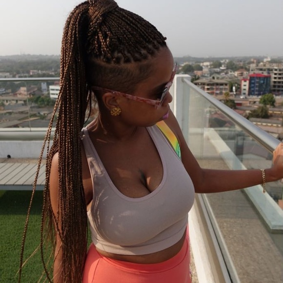 Meet your Posher, NiaMarie.me - Picture 7 of 8